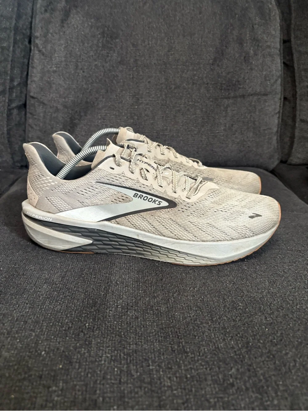 Brooks Hyperion 2 Shoes Men's Size 12.5 Grey Road Running Athletic Gym Sneaker